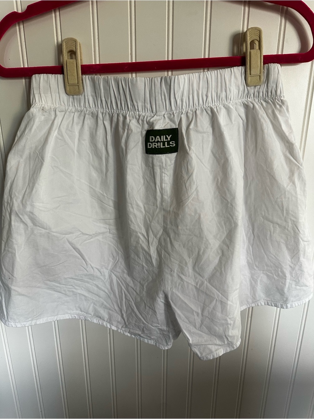 Daily Drills White Elastic-Waist Athletic Shorts